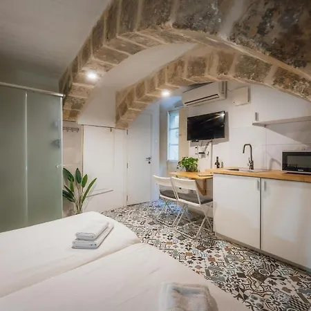 Cosy 1-bedroom In Historical By Sf Homes